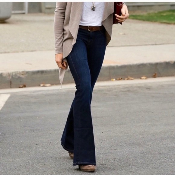 PAIGE Transcend Bell Canyon High Waist Flare Jeans - Picture 7 of 9